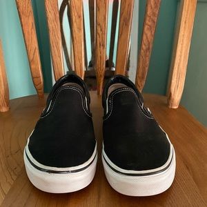 Slip on black vans